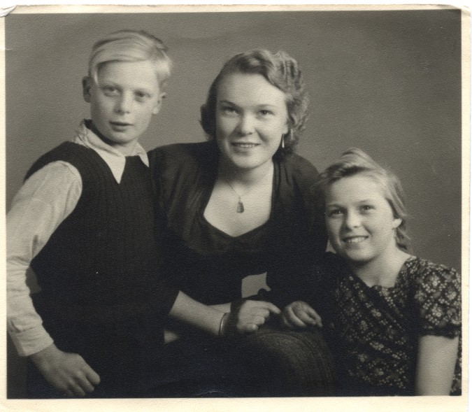 Hans jr., Hilde und Ingrid Sommer, ca. 1950